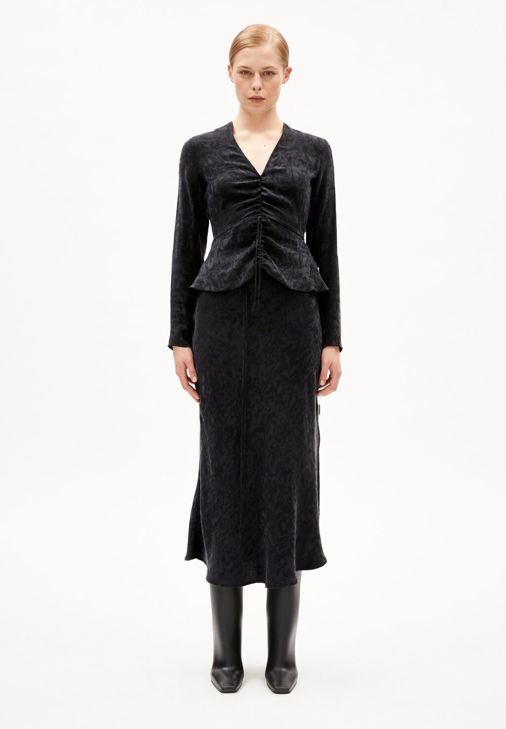 Блуза ANAYAA JACQ ARMEDANGELS, черный
Блуза ANAYAA JACQ ARMEDANGELS, черный