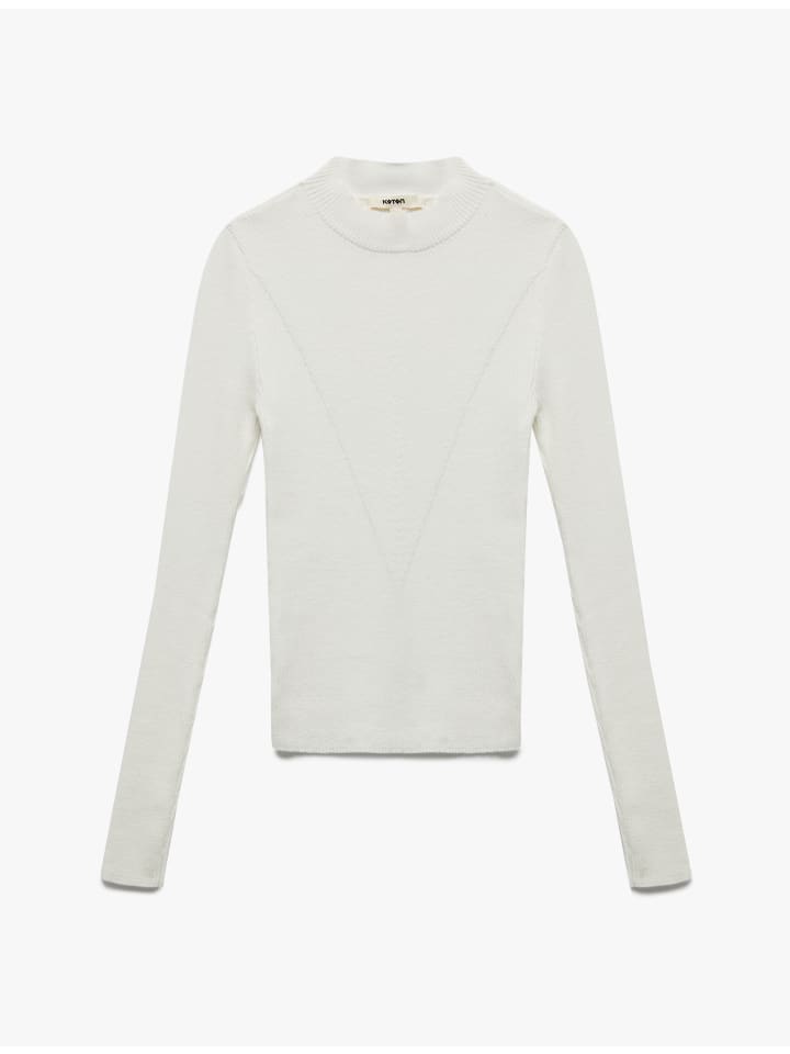 СВИТЕРЫ BSC в цвете Ekru KOTON
СВИТЕРЫ BSC в цвете Ekru KOTON