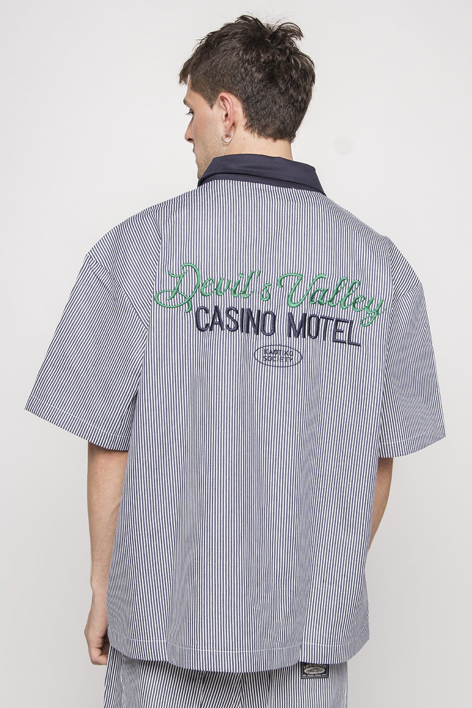 Рубашка COMBINED FUEL DEVILS VALLEY STRIPES Kaotiko, синий
Рубашка COMBINED FUEL DEVILS VALLEY STRIPES Kaotiko, синий