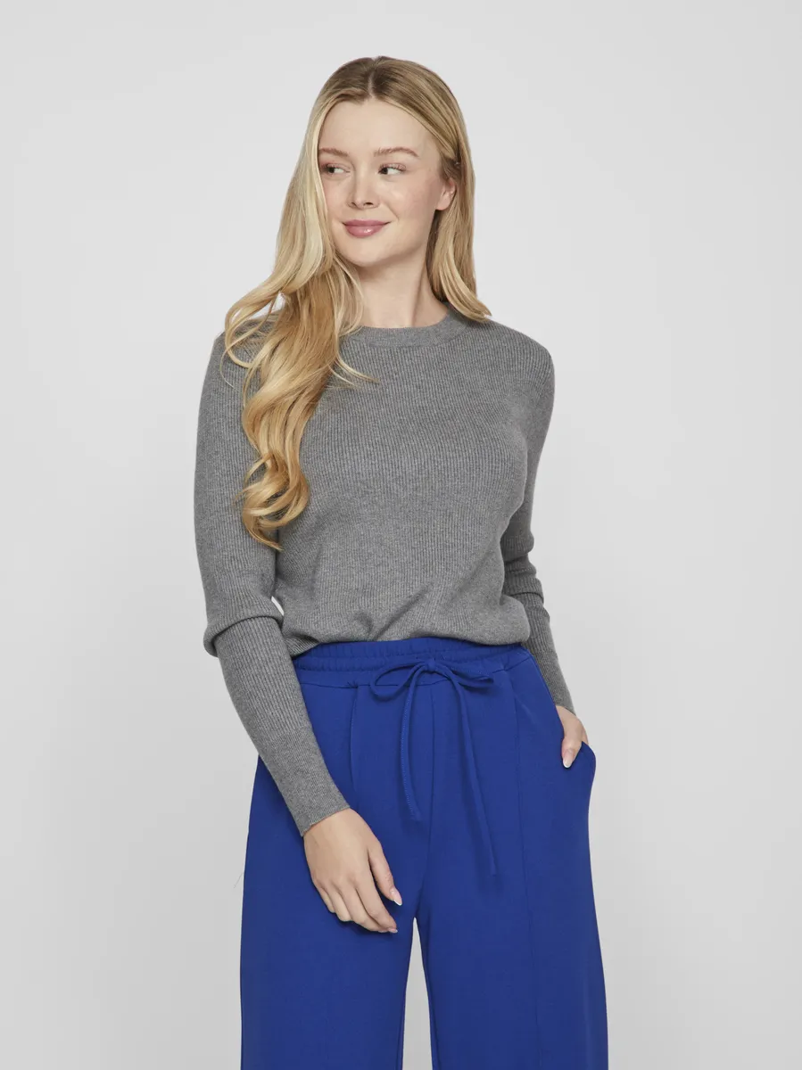Свитер Vila с круглым вырезом "VICOMFY O-NECK L/S KNIT TOP/SU - NOOS", серый
Свитер Vila с круглым вырезом "VICOMFY O-NECK L/S KNIT TOP/SU - NOOS", серый