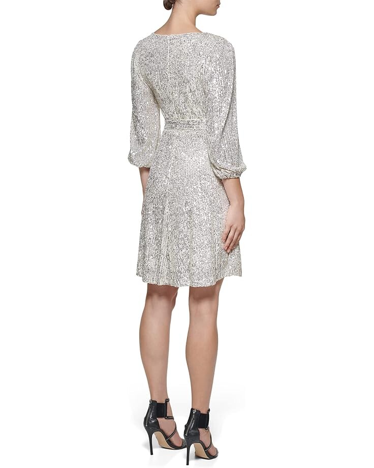 Платье DKNY Long Sleeve Sequin Surplice Faux Wrap, серебряный, Серый, Платье DKNY Long Sleeve Sequin Surplice Faux Wrap, серебряный
Платье DKNY Long Sleeve Sequin Surplice Faux Wrap, серебряный, Серый, Платье DKNY Long Sleeve Sequin Surplice Faux Wrap, серебряный