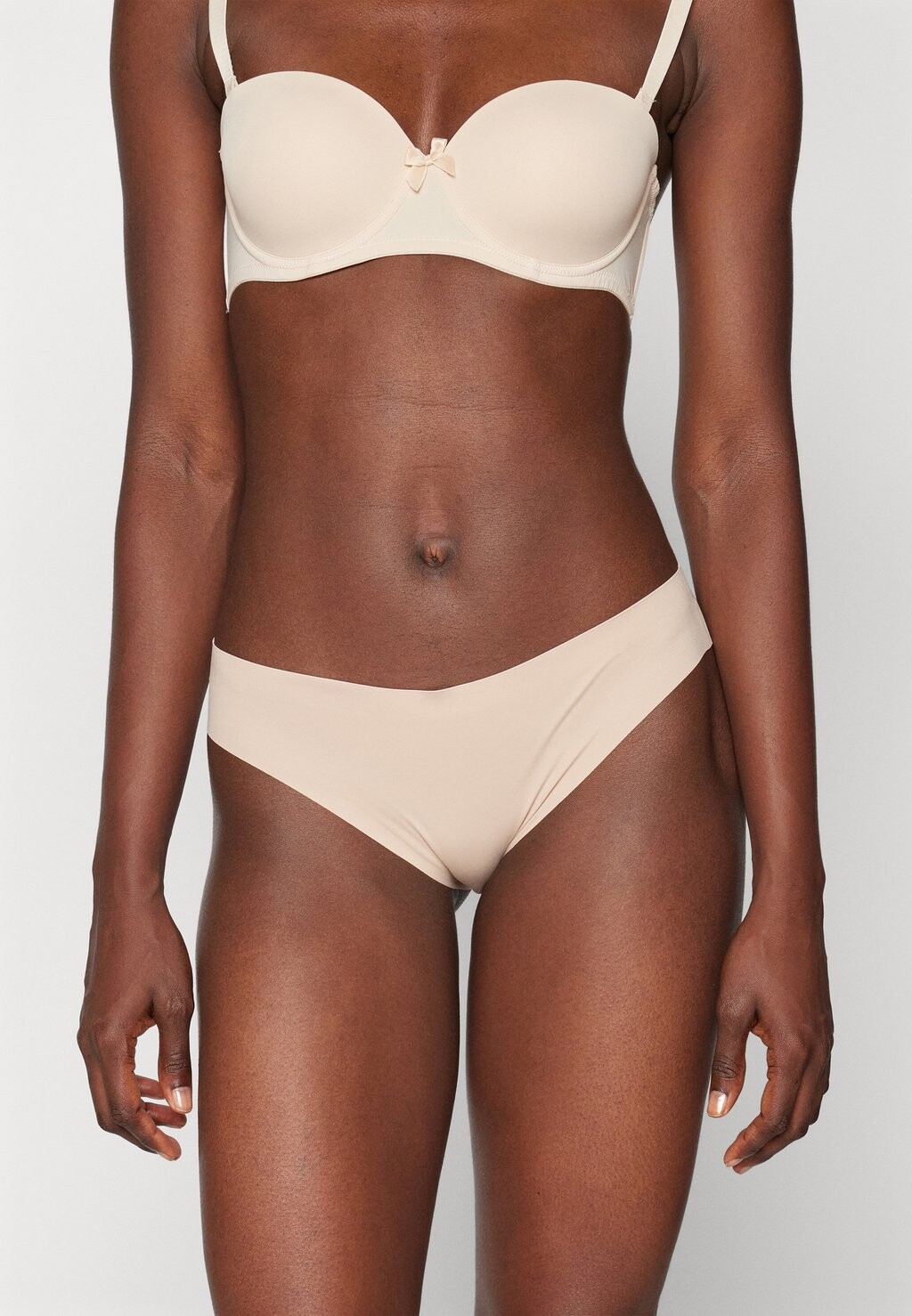 Шорты ONLTRACY BONDED BRIEF 3 PACK ONLY, цвет Rugby Tan
Шорты ONLTRACY BONDED BRIEF 3 PACK ONLY, цвет Rugby Tan