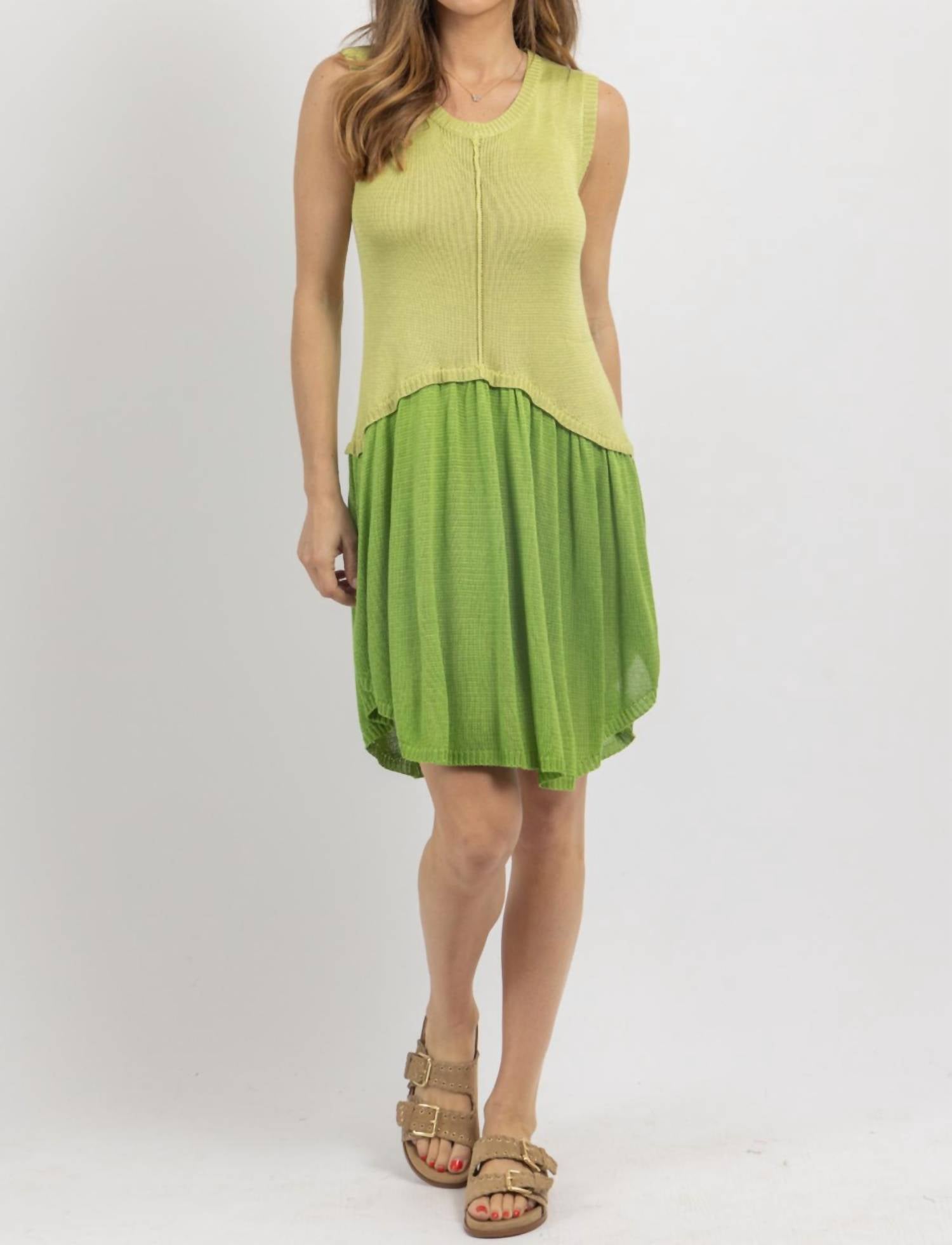 Касс вязаное мини-платье в зеленом Ooh Fashion
Касс вязаное мини-платье в зеленом Ooh Fashion