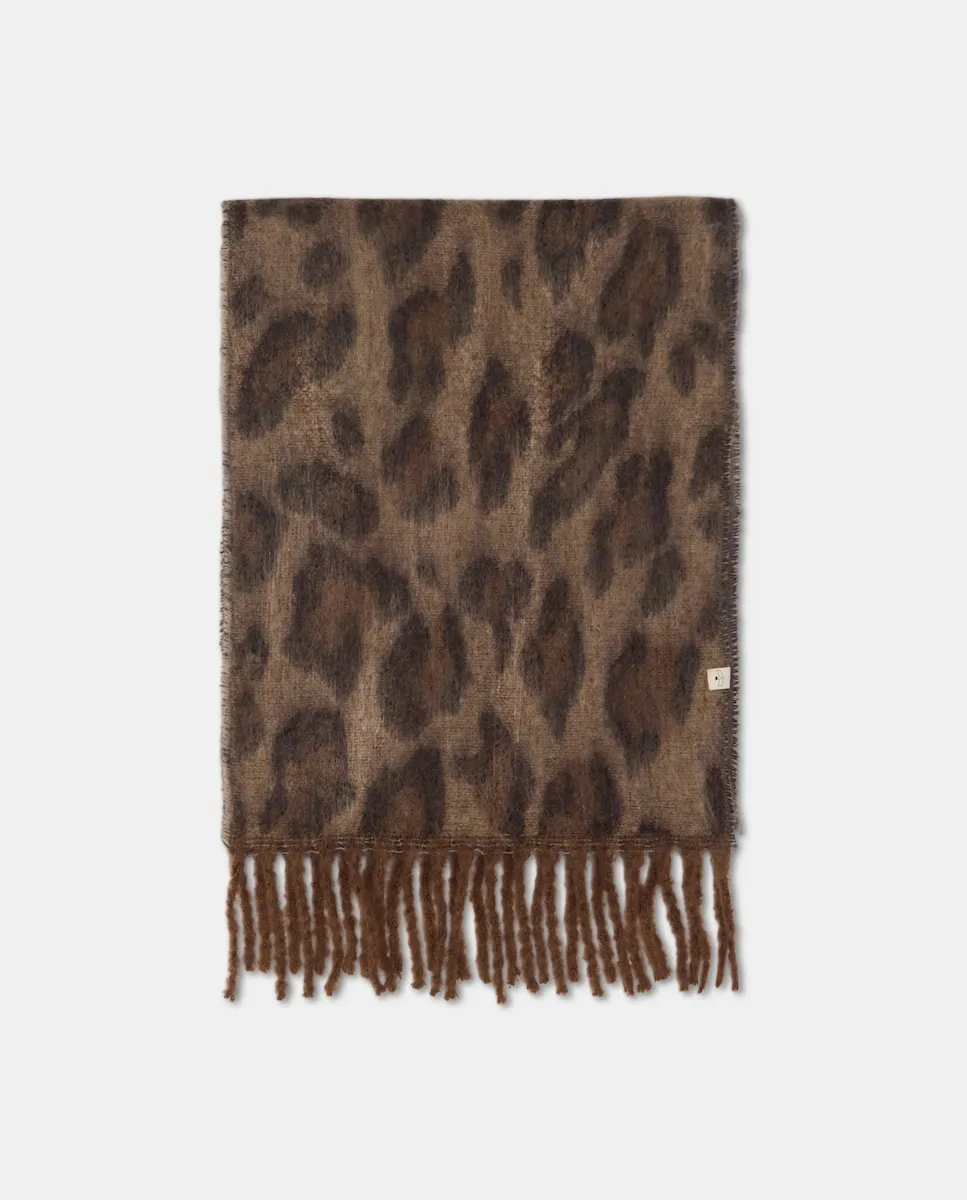 Шарф с леопардовым принтом Green Coast, коричневый
Шарф с леопардовым принтом Green Coast, коричневый