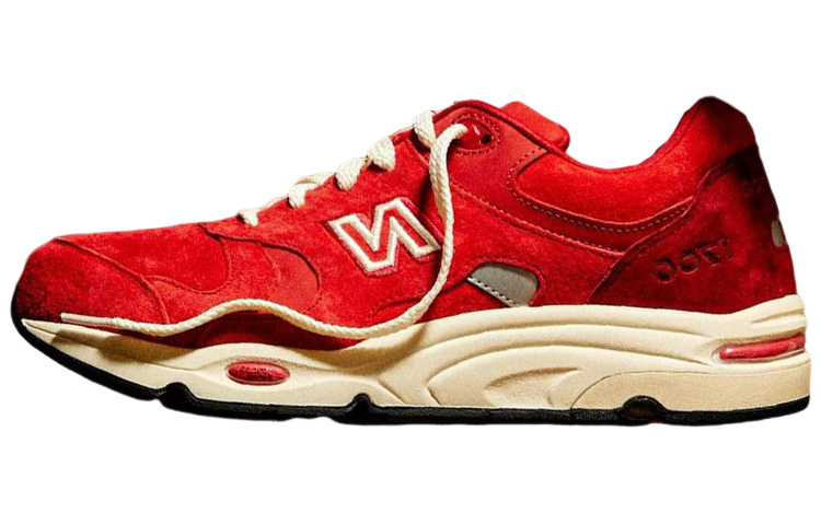 Kith X 1700 'Canada Pack Rococco Red' New Balance
Kith X 1700 'Canada Pack Rococco Red' New Balance