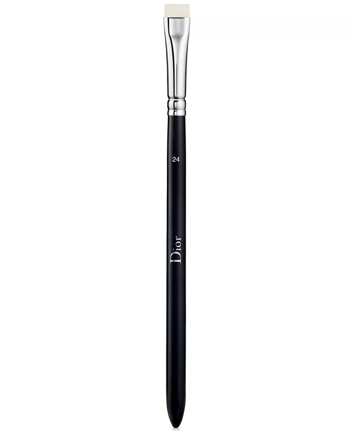 Кисть для подводки для глаз Backstage N°24 Dior
Кисть для подводки для глаз Backstage N°24 Dior
