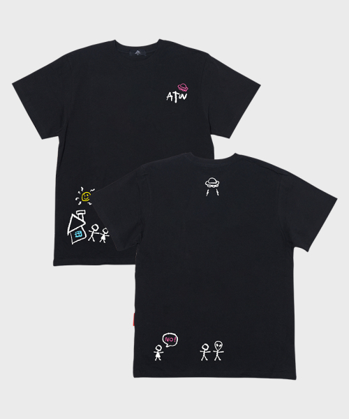 Полуфутболка, крой оверсайз, бренд ARTISTWEAR, черный
Полуфутболка, крой оверсайз, бренд ARTISTWEAR, черный