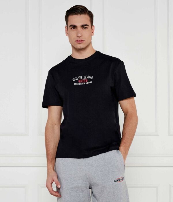 Футболка мужская Guess Jeans с надписью, черный
Футболка мужская Guess Jeans с надписью, черный