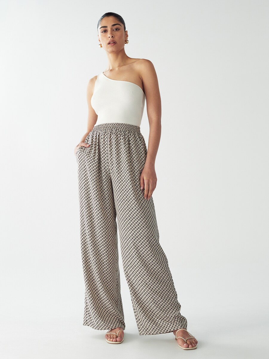 Широкие брюки Willa Sky, кремовый
Широкие брюки Willa Sky, кремовый