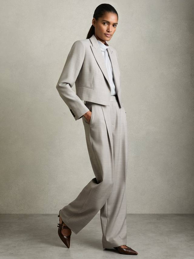 Укороченный блейзер из плотной шерсти harper Reiss, серый 
Укороченный блейзер из плотной шерсти harper Reiss, серый