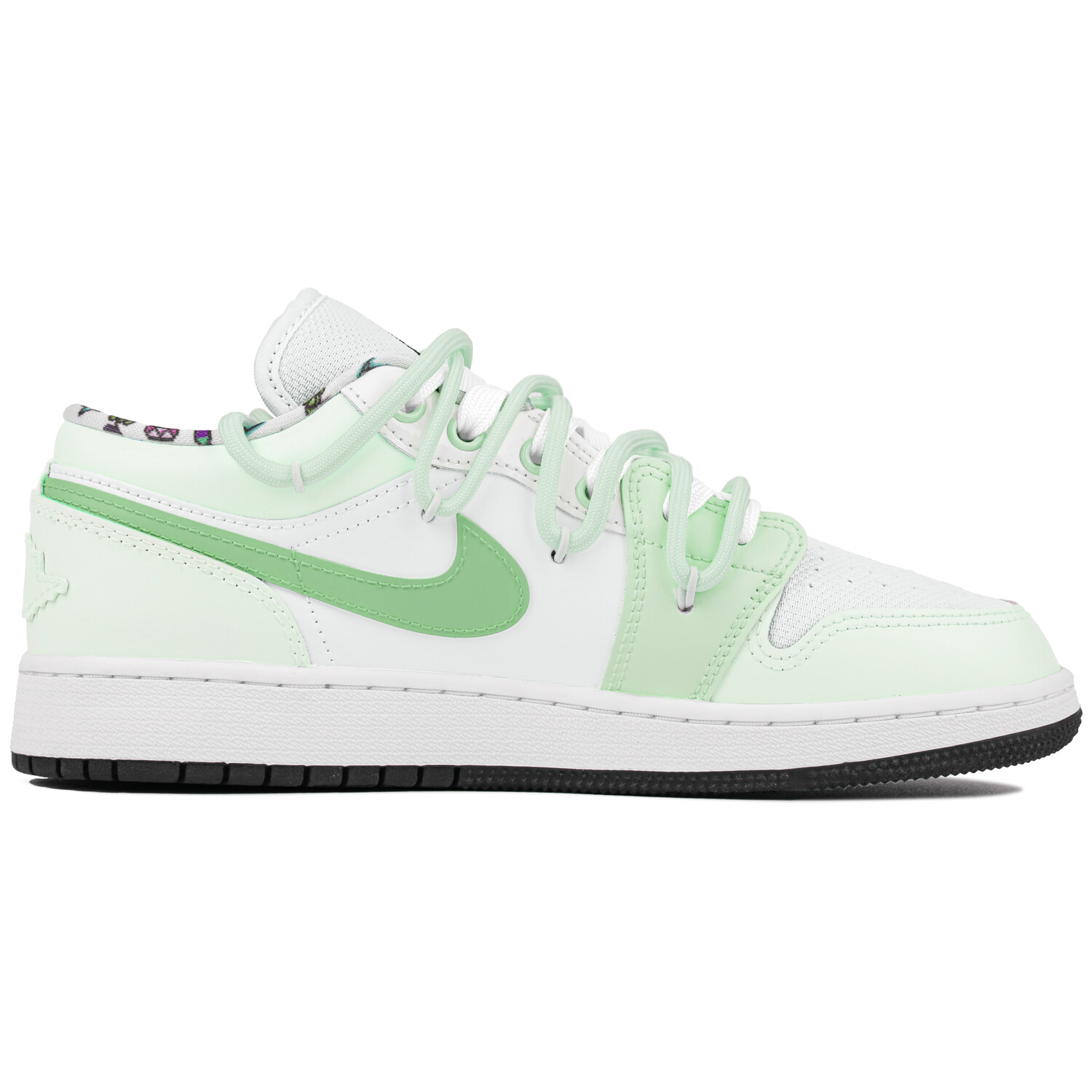 Кроссовки Air Jordan 1 Vintage Basketball Shoes Women's Low-top White/green, белый
Кроссовки Air Jordan 1 Vintage Basketball Shoes Women's Low-top White/green, белый