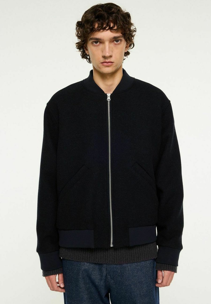 Куртка Elvine YLVE, Navy Melange/Dark Blue
Куртка Elvine YLVE, Navy Melange/Dark Blue