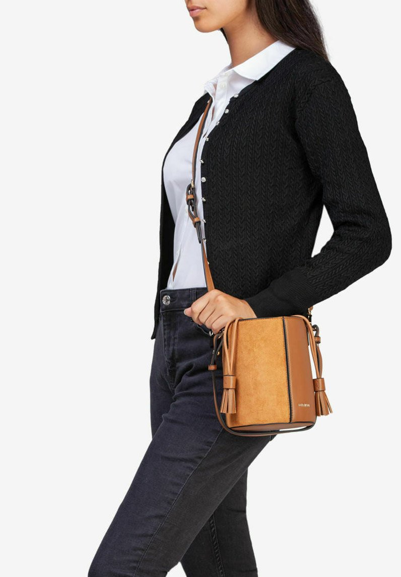 Сумка Miriade SECCHIELLO BUNIA, Cuoio/Brown
Сумка Miriade SECCHIELLO BUNIA, Cuoio/Brown