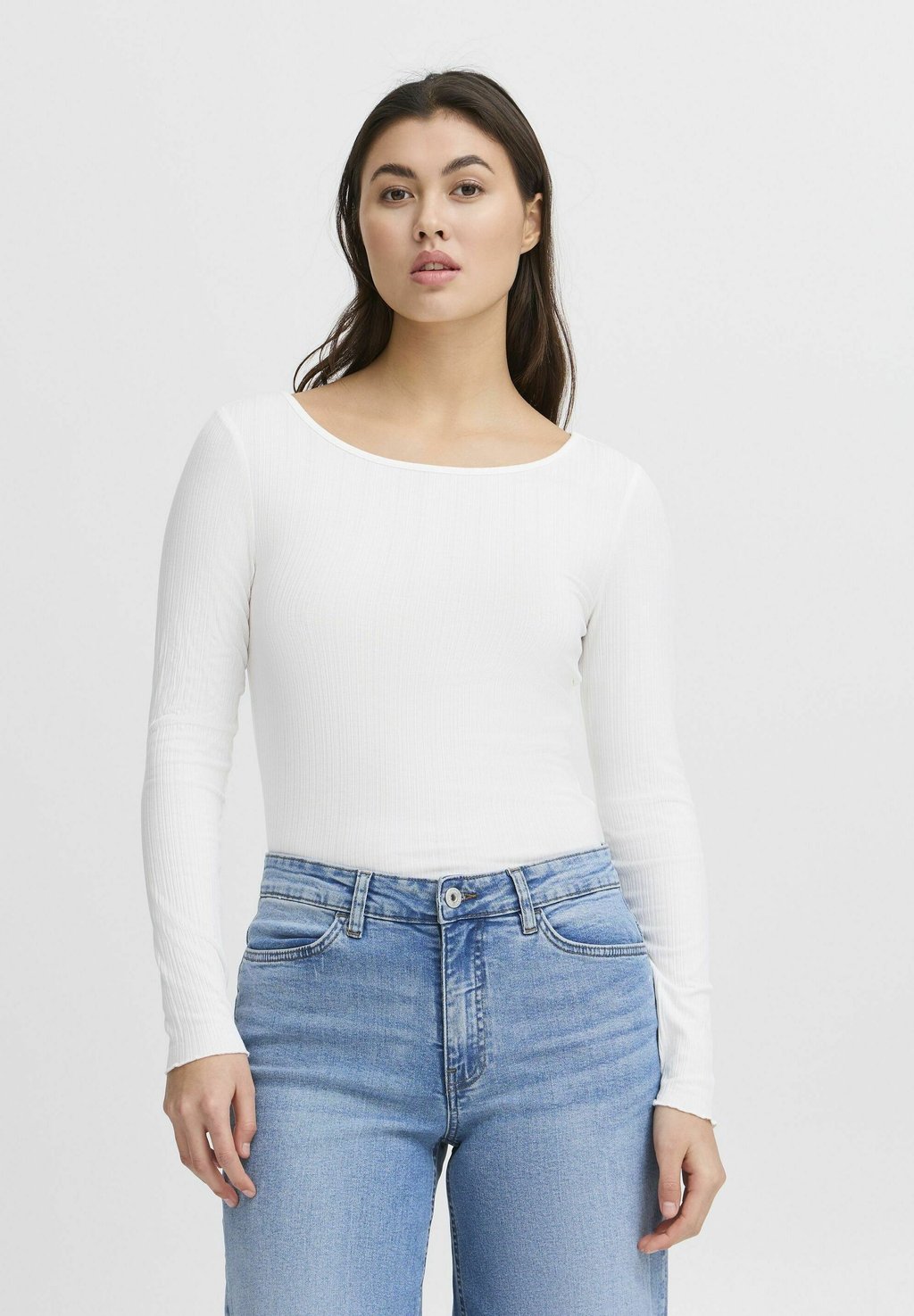 Топ с длинными рукавами IHCELLA ICHI, белый
Топ с длинными рукавами IHCELLA ICHI, белый