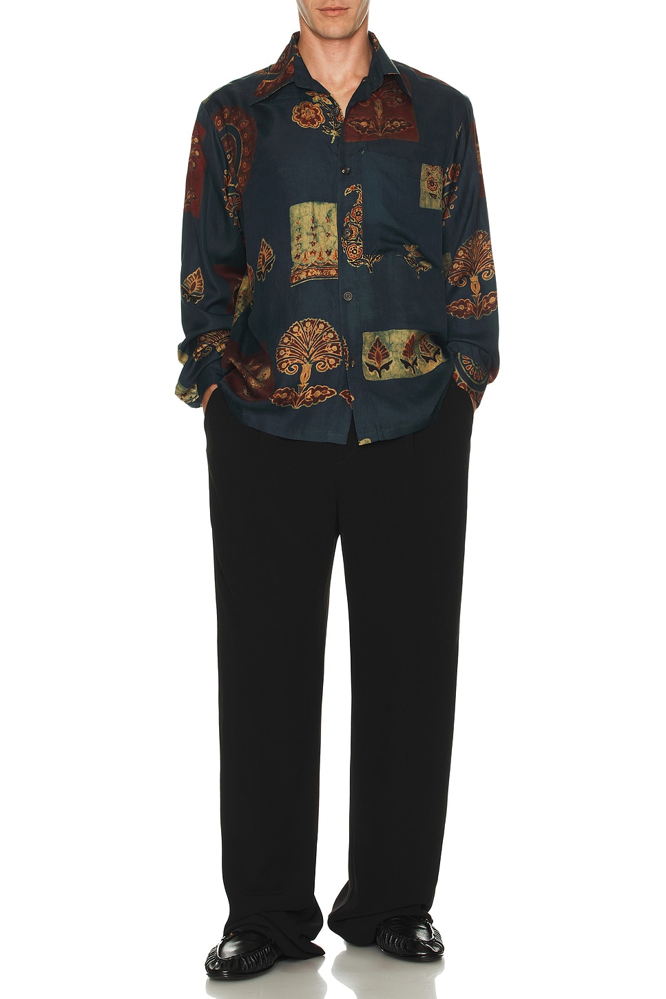 Camp Рубашка Kartik Research, Navy, Green, & Yellow
Camp Рубашка Kartik Research, Navy, Green, & Yellow