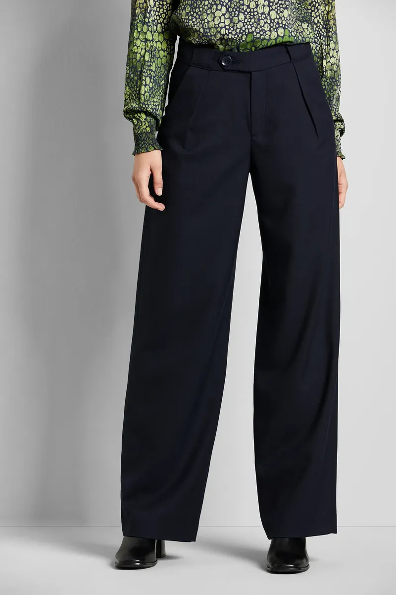 Брюки bugatti с 5 карманами, прямые брючины, цвет морской волны
Брюки bugatti с 5 карманами, прямые брючины, цвет морской волны