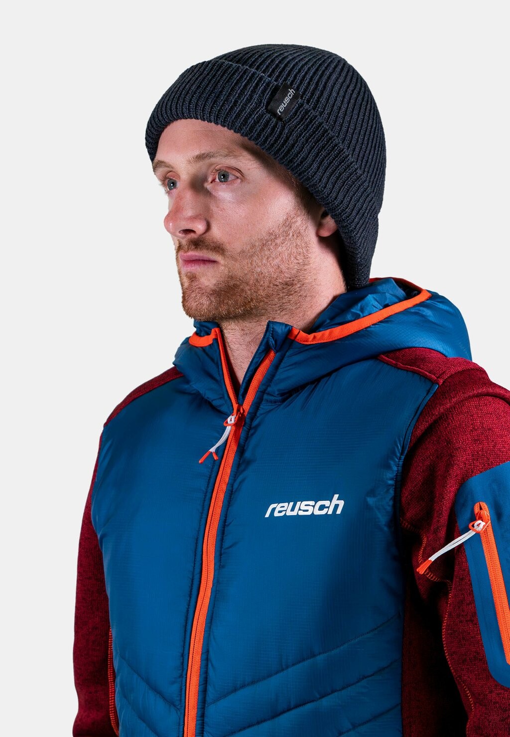 Шапка EDDIE Reusch, цвет blue navy
Шапка EDDIE Reusch, цвет blue navy