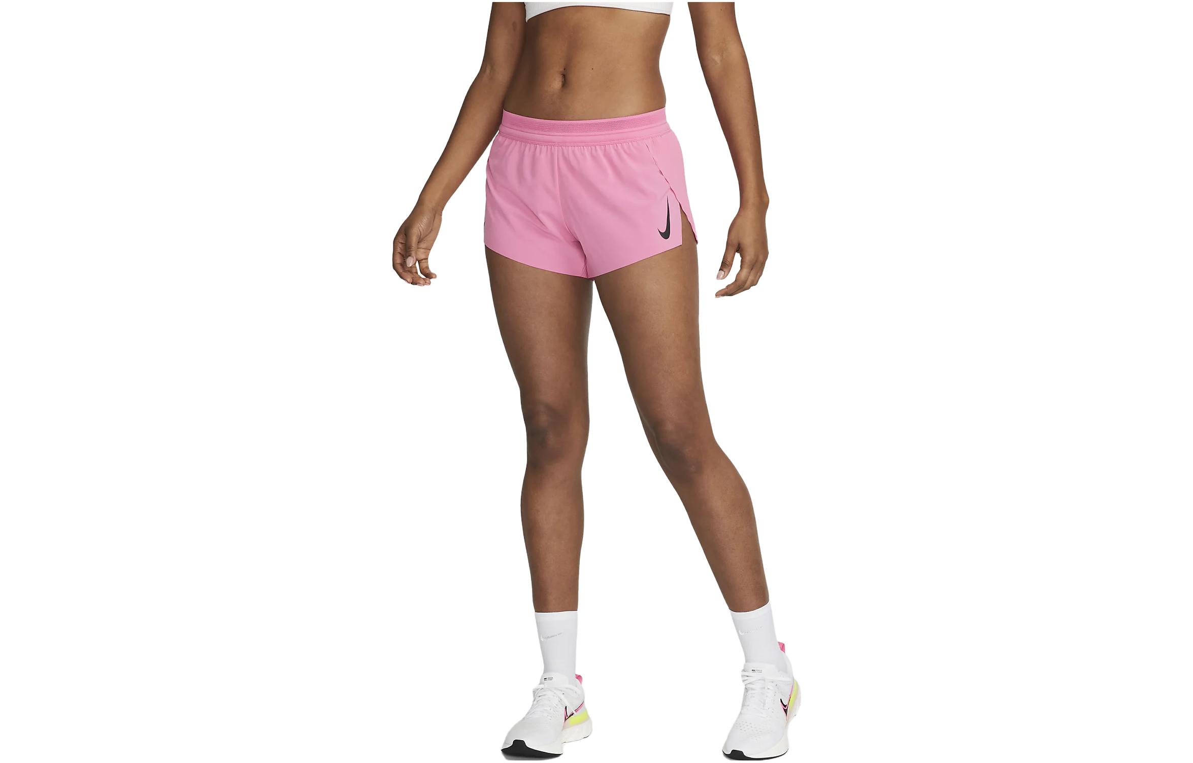 Женские спортивные шорты тёмно-розовые Nike
Женские спортивные шорты тёмно-розовые Nike