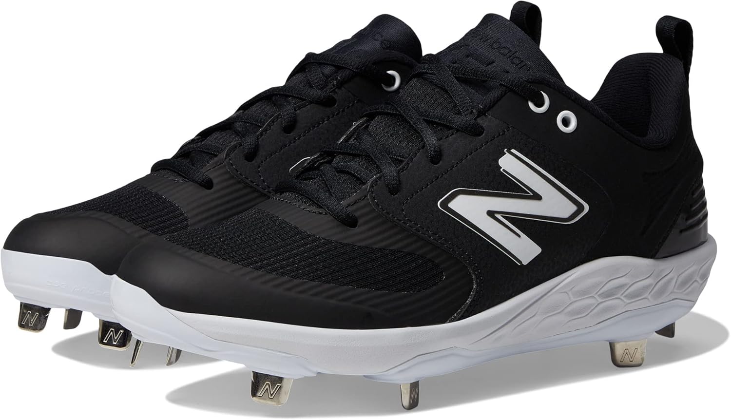 Женские кроссовки для софтбола New Balance Fresh Foam Velo V3, Black/White
Женские кроссовки для софтбола New Balance Fresh Foam Velo V3, Black/White