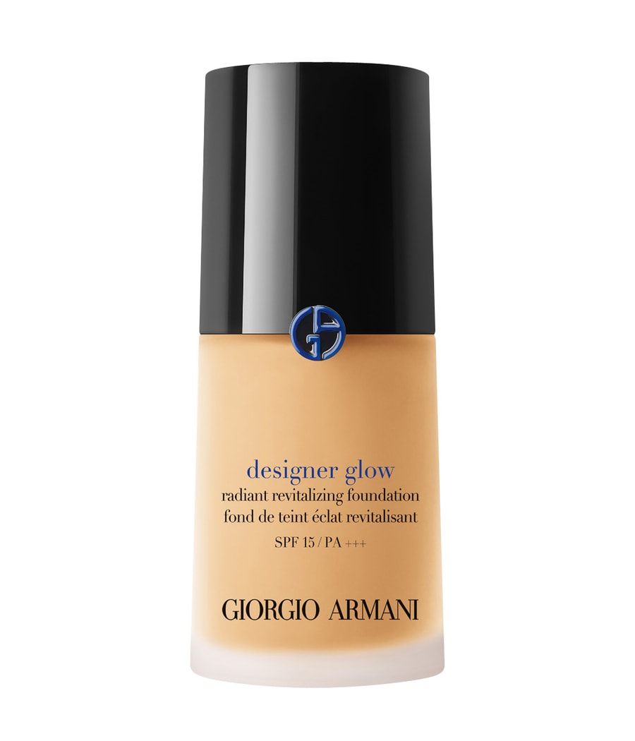 Жидкая основа Giorgio Armani Designer Glow, Nr. 2.75, 30 ml
Жидкая основа Giorgio Armani Designer Glow, Nr. 2.75, 30 ml