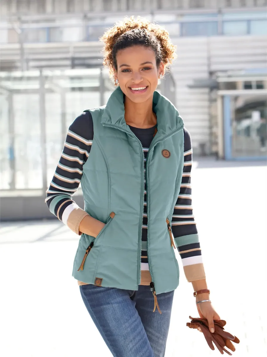 Повседневный образ стеганый жилет Casual Looks, цвет Jade, Зеленый, Повседневный образ стеганый жилет Casual Looks, цвет Jade
Повседневный образ стеганый жилет Casual Looks, цвет Jade, Зеленый, Повседневный образ стеганый жилет Casual Looks, цвет Jade