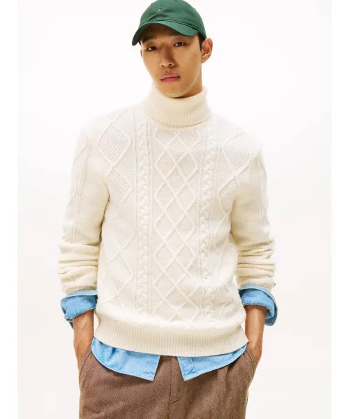 Шерстяная водолазка Loose fit Tommy Hilfiger, бежевый
Шерстяная водолазка Loose fit Tommy Hilfiger, бежевый