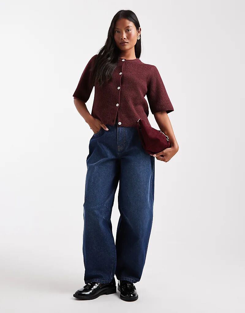 Джинсы Miss Selfridge Petite с завышенной талией цвета индиго
Джинсы Miss Selfridge Petite с завышенной талией цвета индиго