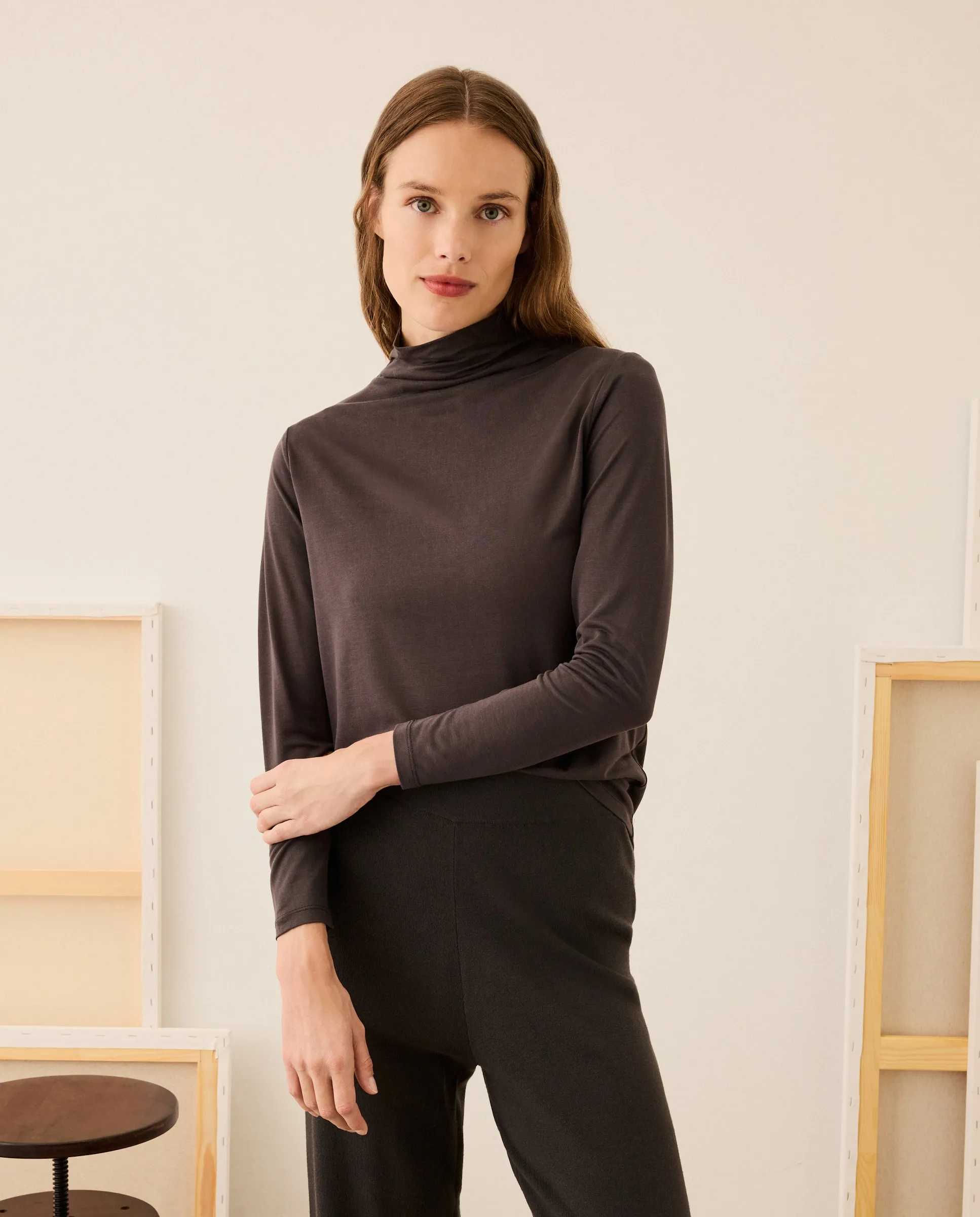 Женская футболка с высоким воротником Stella Rittwagen, антрацитовый, Черный, Женская футболка с высоким воротником Stella Rittwagen, антрацитовый
Женская футболка с высоким воротником Stella Rittwagen, антрацитовый, Черный, Женская футболка с высоким воротником Stella Rittwagen, антрацитовый