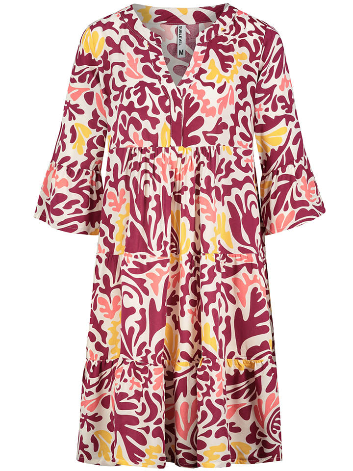 Платье до колена Sublevel
Платье до колена Sublevel