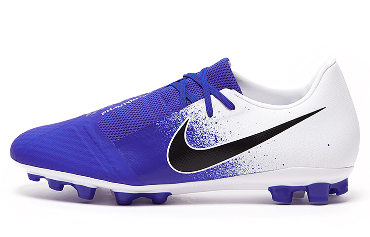 Мужские футбольные кроссовки Nike Phantom Venom
Мужские футбольные кроссовки Nike Phantom Venom