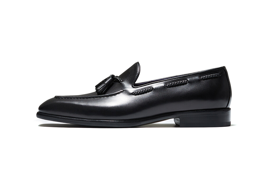 Лоферы мужские низкие черный Truffaut
Лоферы мужские низкие черный Truffaut