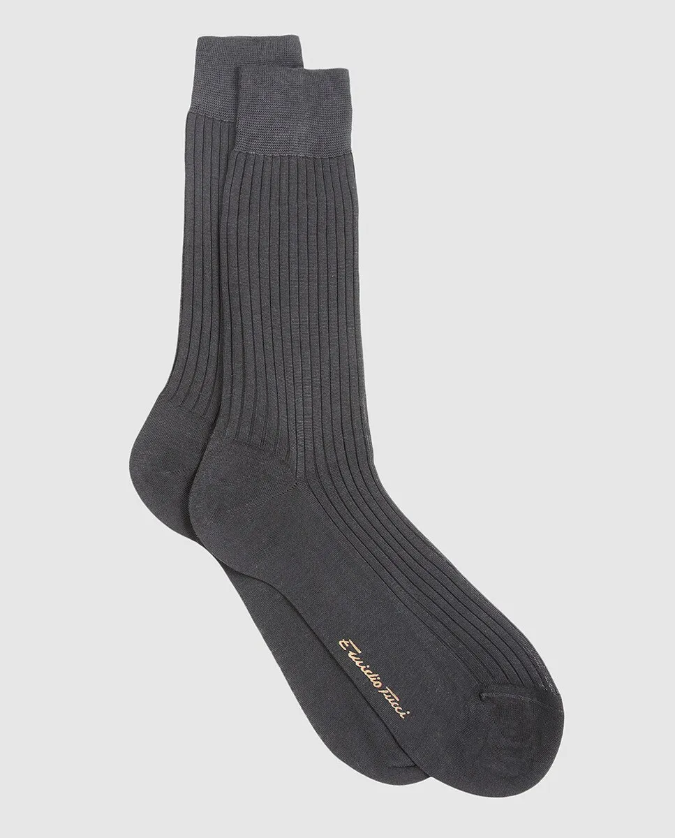 Мужские носки Emidio Tucci, темно-серый
Мужские носки Emidio Tucci, темно-серый