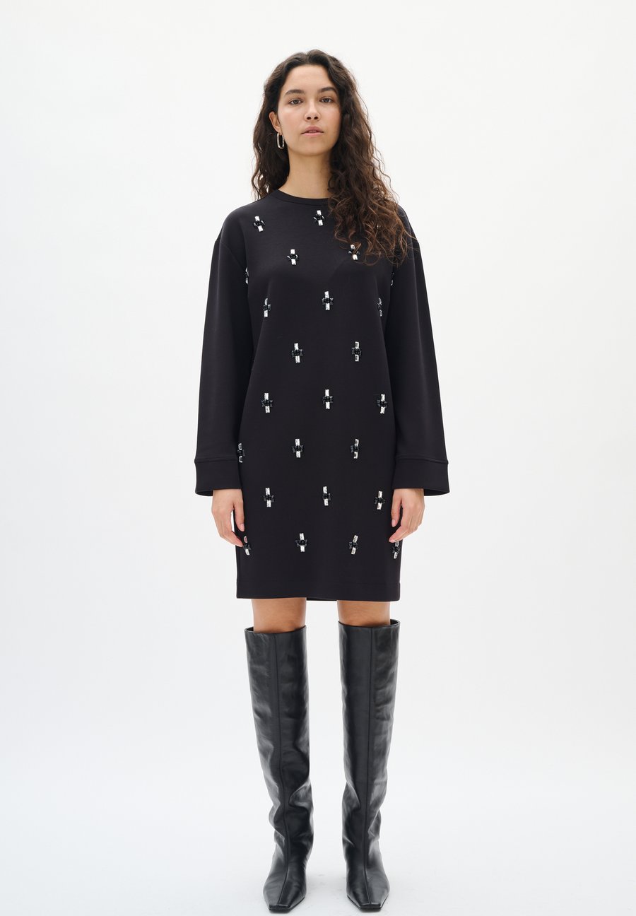 Платье InWear KINCENTIW DECO TUNIC, Black
Платье InWear KINCENTIW DECO TUNIC, Black