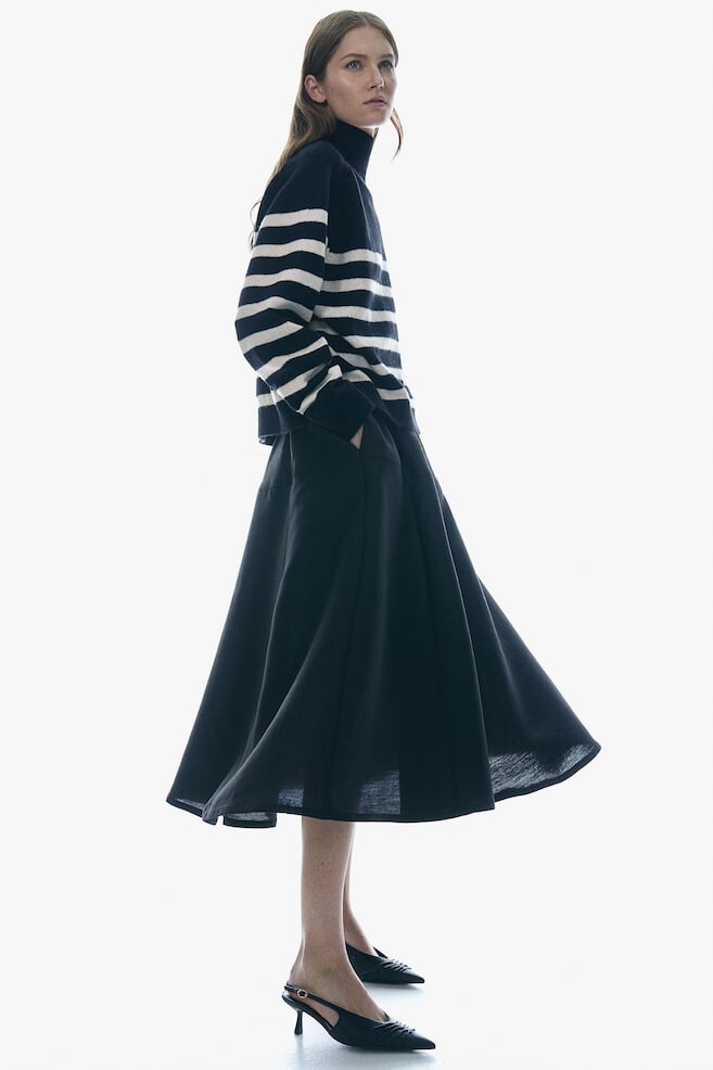 Свитер с водолазкой H&M, черный
Свитер с водолазкой H&M, черный