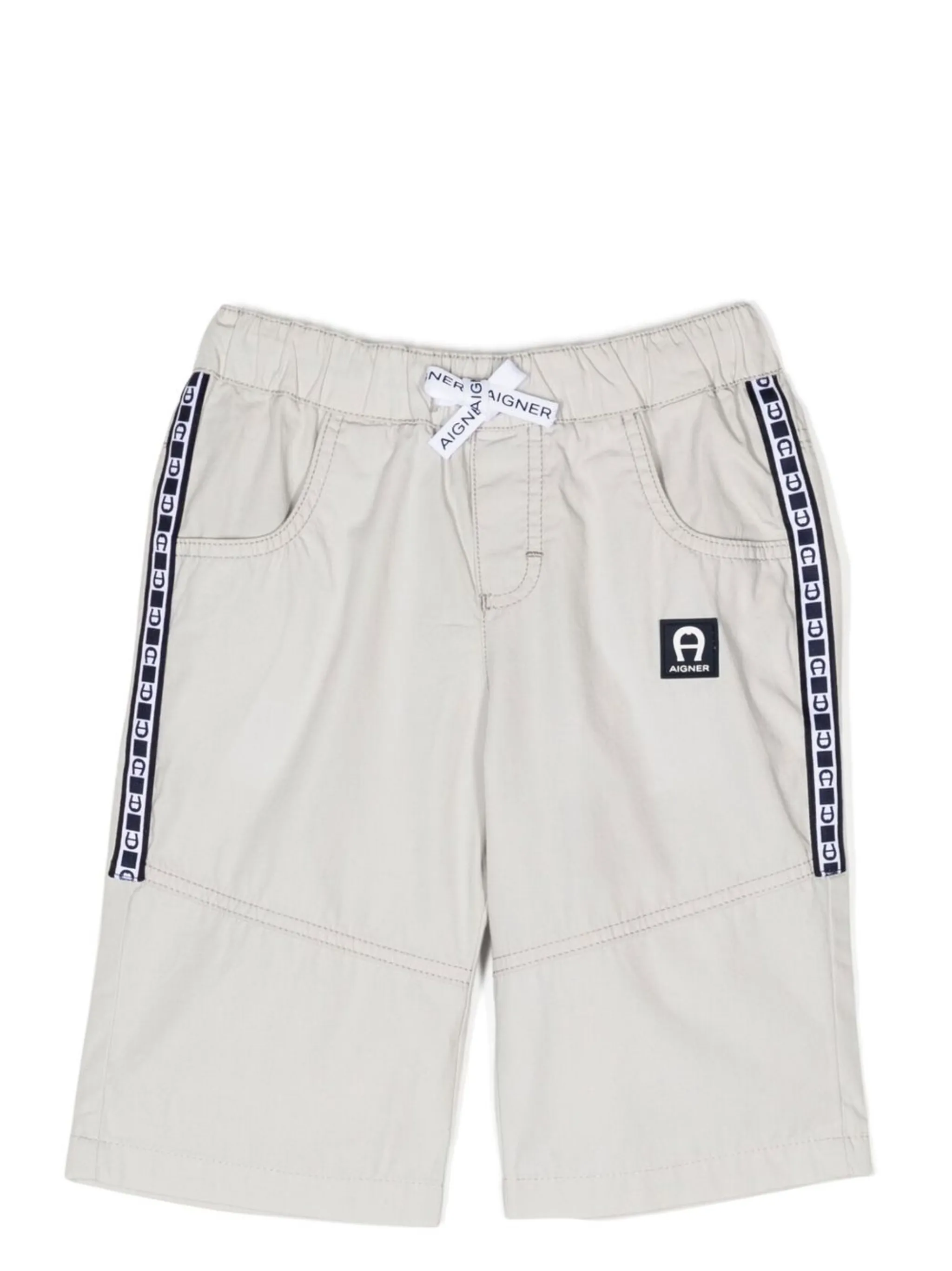 Шорты-бермуды с логотипом Aigner Kids, серый
Шорты-бермуды с логотипом Aigner Kids, серый