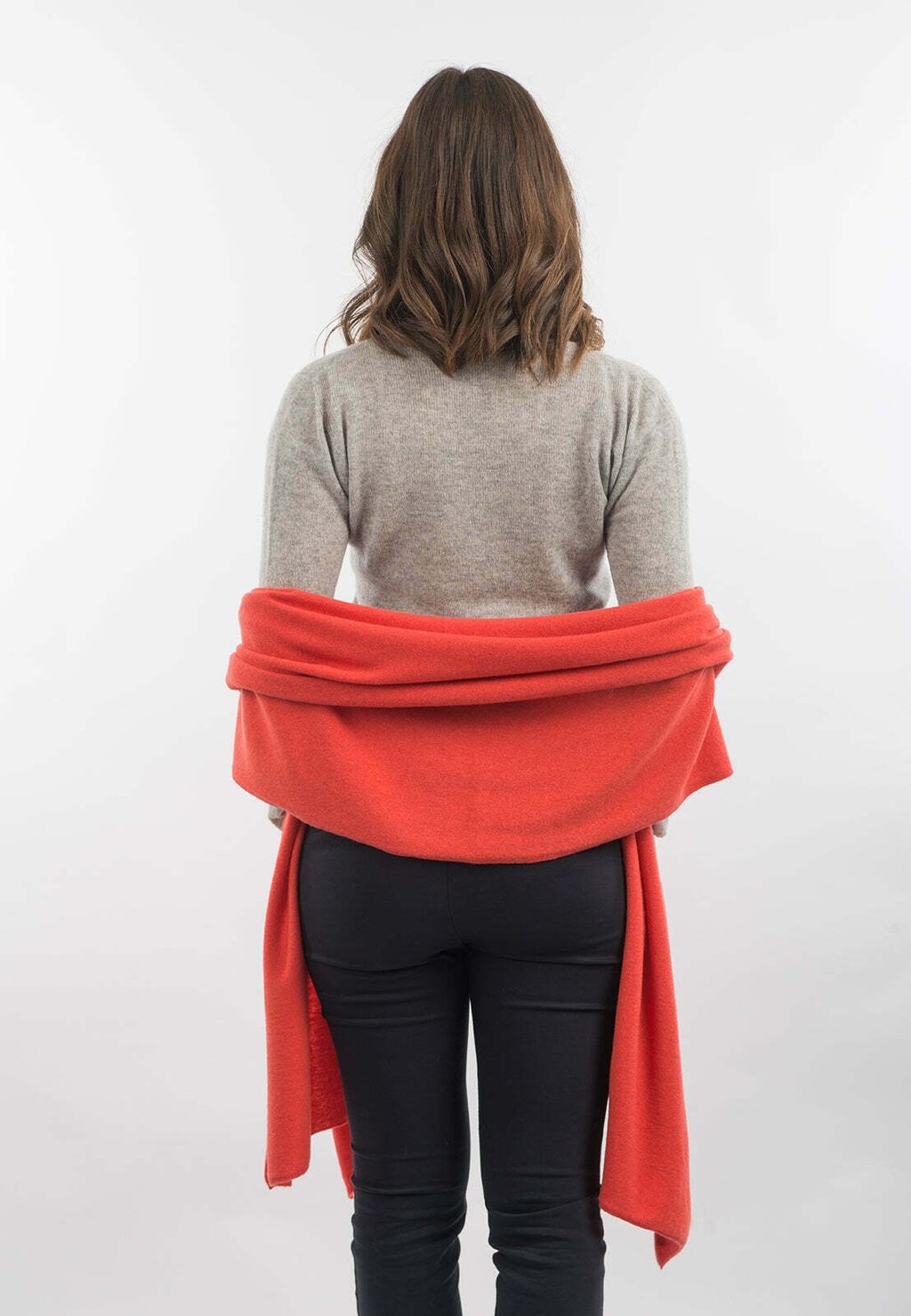 Шарф Dalle Piane Cashmere, оранжевый
Шарф Dalle Piane Cashmere, оранжевый