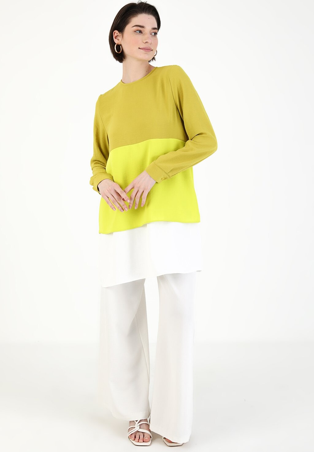 Туника REFKA CASUAL Modanisa, желтый
Туника REFKA CASUAL Modanisa, желтый