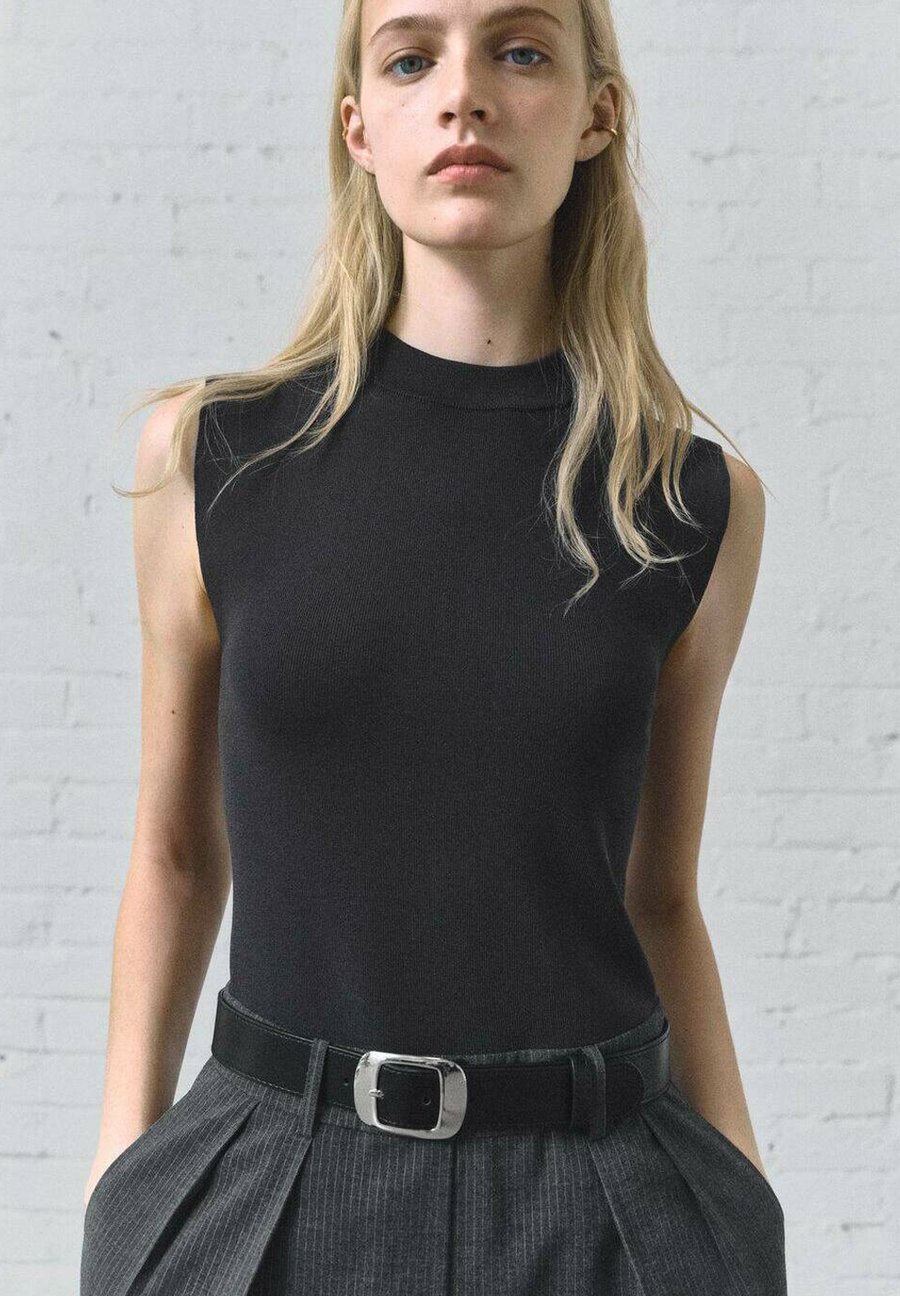 Комбинезон Mango Jumpsuit, Grey
Комбинезон Mango Jumpsuit, Grey