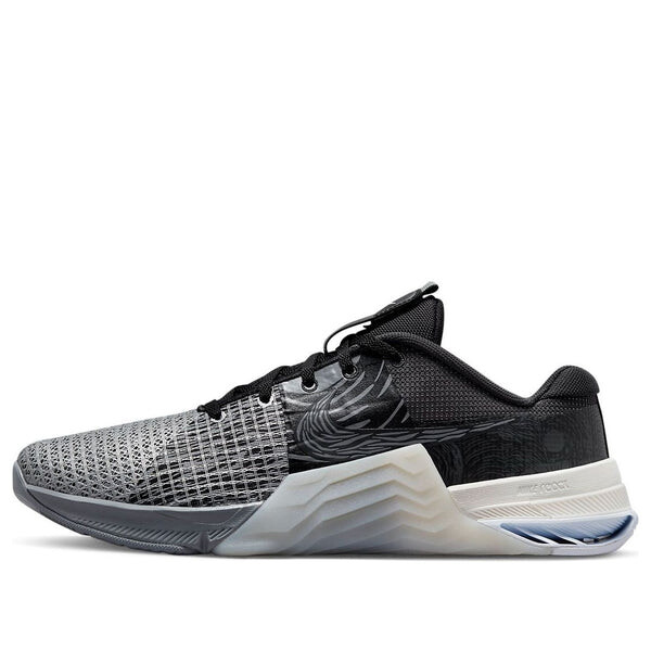 Кроссовки metcon 8 amp Nike, серый
Кроссовки metcon 8 amp Nike, серый