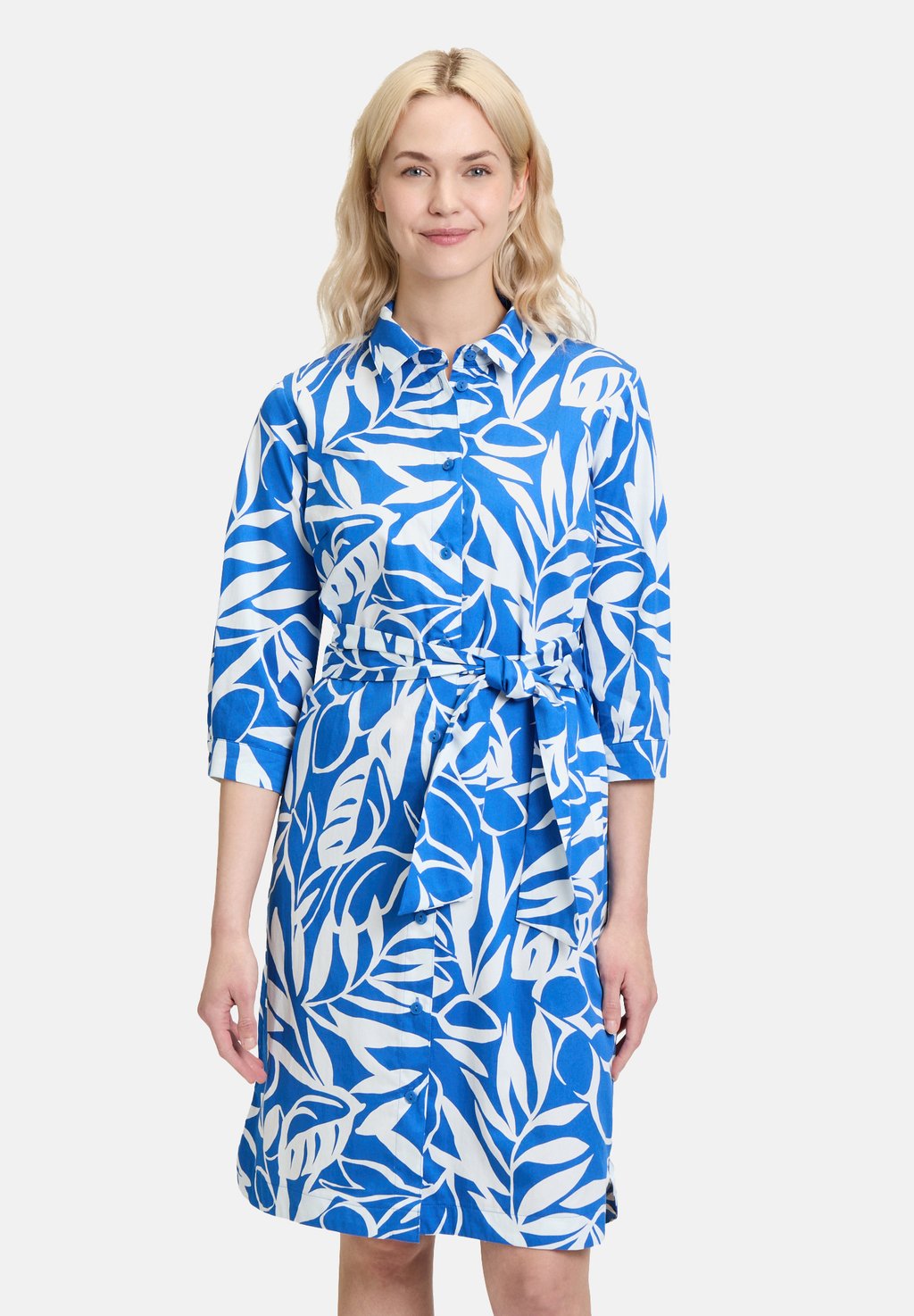 Платье-рубашка MIT KNOPFLEISTE Betty Barclay, синий
Платье-рубашка MIT KNOPFLEISTE Betty Barclay, синий