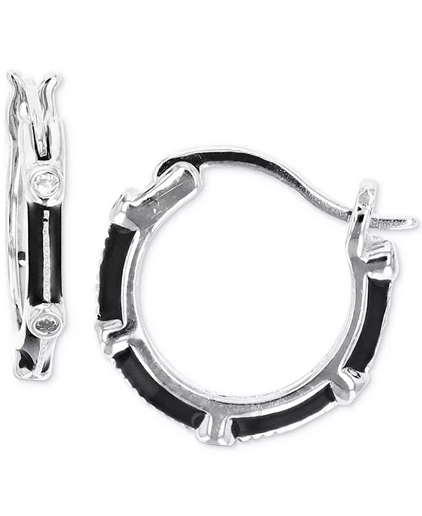 Маленькие серьги-кольца с черной эмалью, сегментированные, из стерлингового серебра, 0,55 дюйма Macy'S, black
Маленькие серьги-кольца с черной эмалью, сегментированные, из стерлингового серебра, 0,55 дюйма Macy'S, black