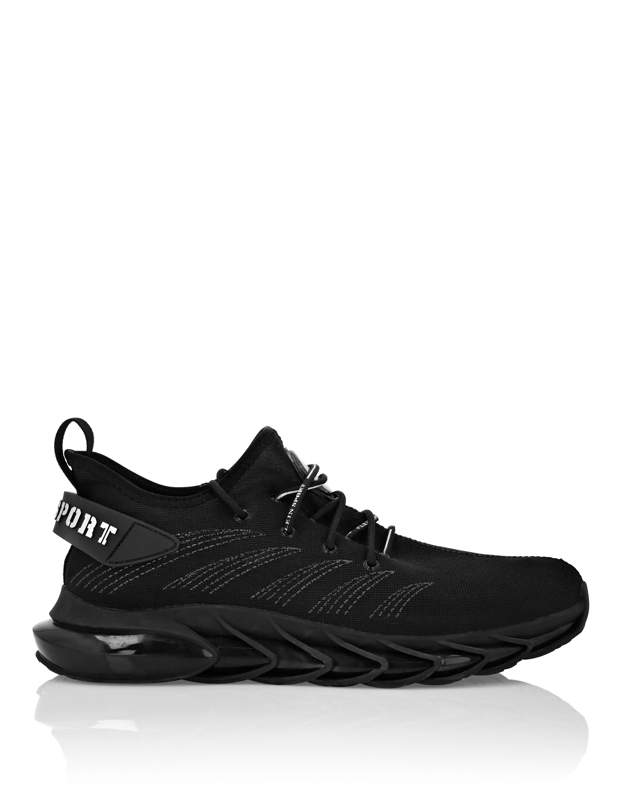 Runner PLEIN SPORT, черный
Runner PLEIN SPORT, черный