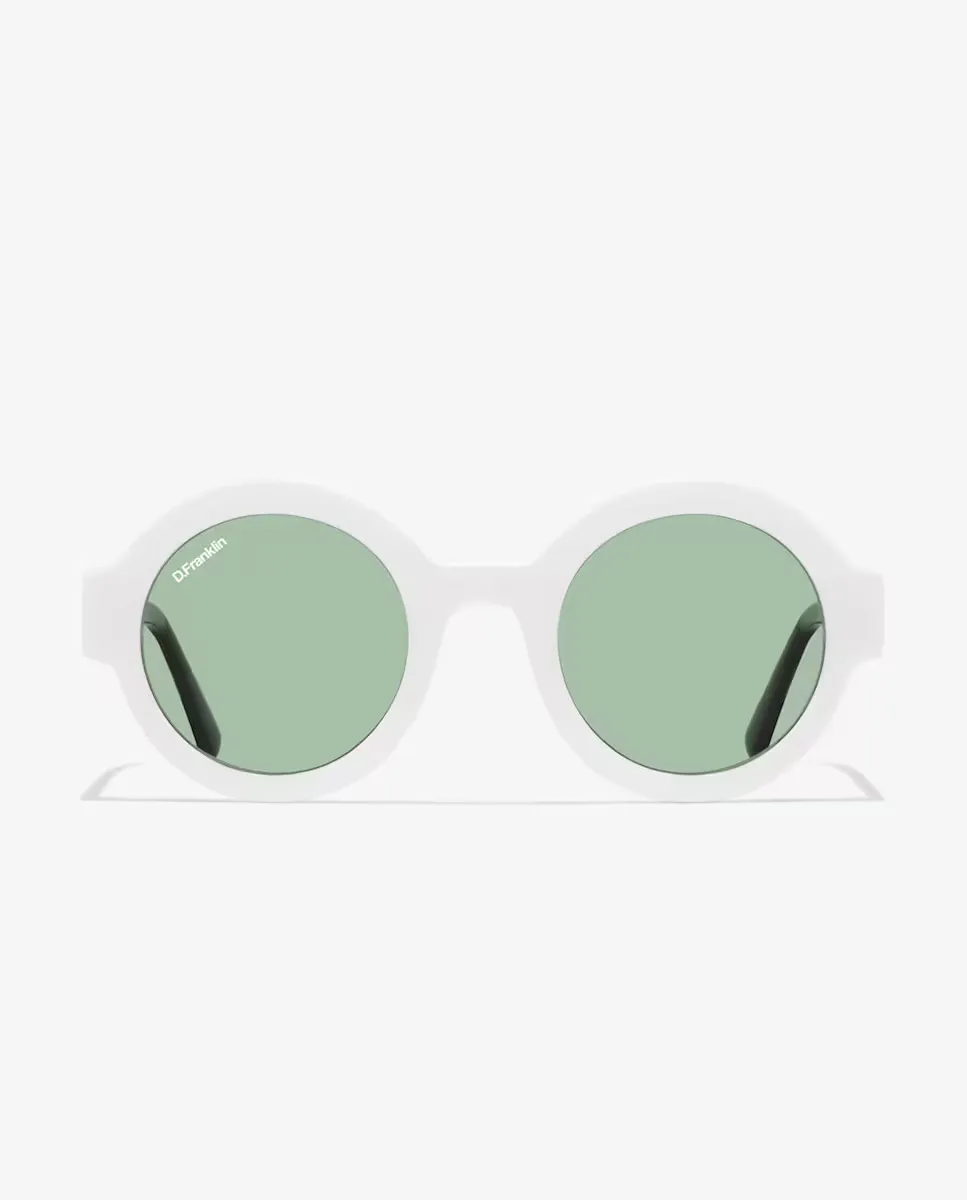 Солнцезащитные очки унисекс D.Franklin с закругленной отделкой 913, белый
Солнцезащитные очки унисекс D.Franklin с закругленной отделкой 913, белый