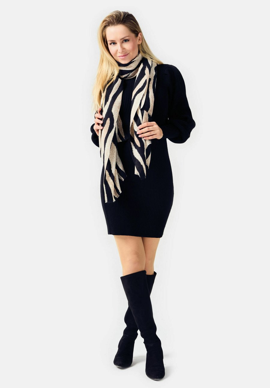 Шарф SAMAYA WEB, Schwarz/Black
Шарф SAMAYA WEB, Schwarz/Black