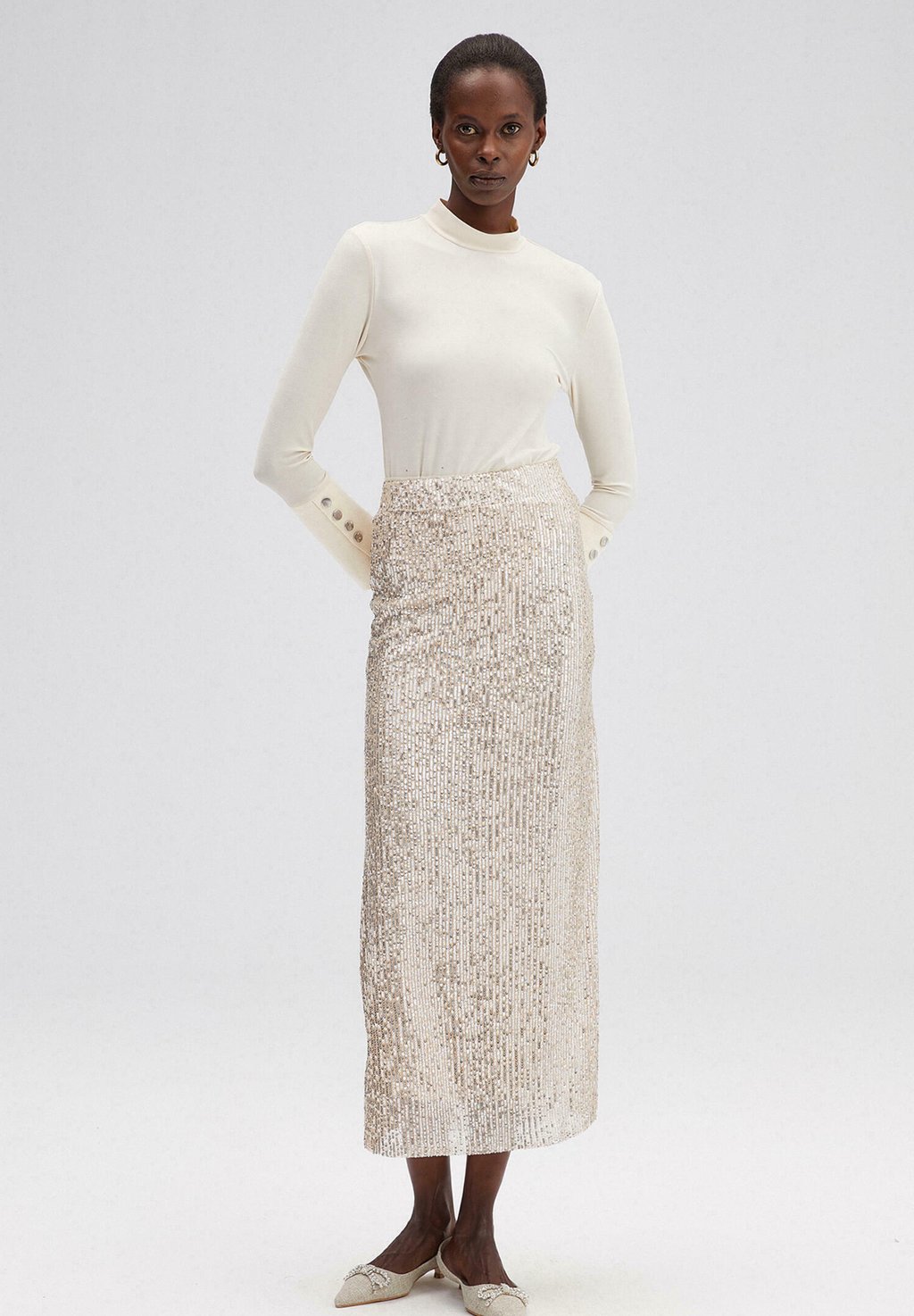 Юбка А-силуэта SEQUIN Touché Privé, бежевый
Юбка А-силуэта SEQUIN Touché Privé, бежевый