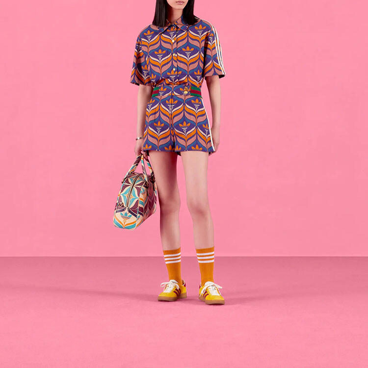 Adidas Originals X ADIDAS Рубашка унисекс Gucci, цвет Multicolor
Adidas Originals X ADIDAS Рубашка унисекс Gucci, цвет Multicolor