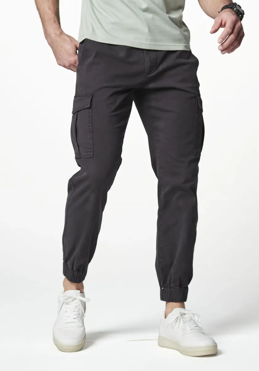 Брюки-карго AUTHENTIC LE JOGGER с обычным поясом из качественного эластичного хлопка, черный
Брюки-карго AUTHENTIC LE JOGGER с обычным поясом из качественного эластичного хлопка, черный