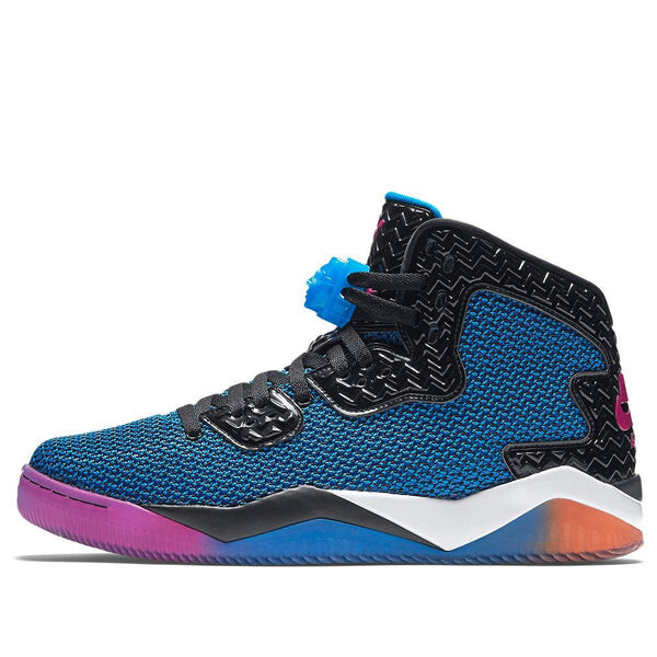 Кроссовки шипованные сорок Air Jordan, черный
Кроссовки шипованные сорок Air Jordan, черный