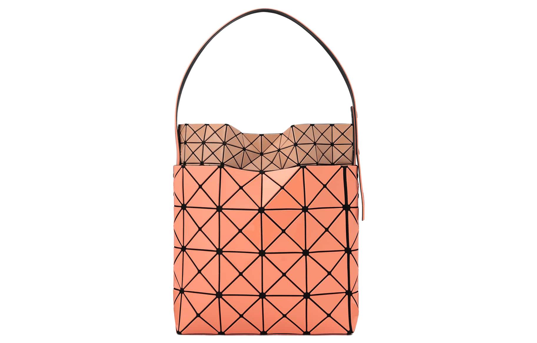 ISSEY MIYAKE Женская сумка через плечо из ПВХ кораллово-розового и светло-коричневого цветов
ISSEY MIYAKE Женская сумка через плечо из ПВХ кораллово-розового и светло-коричневого цветов