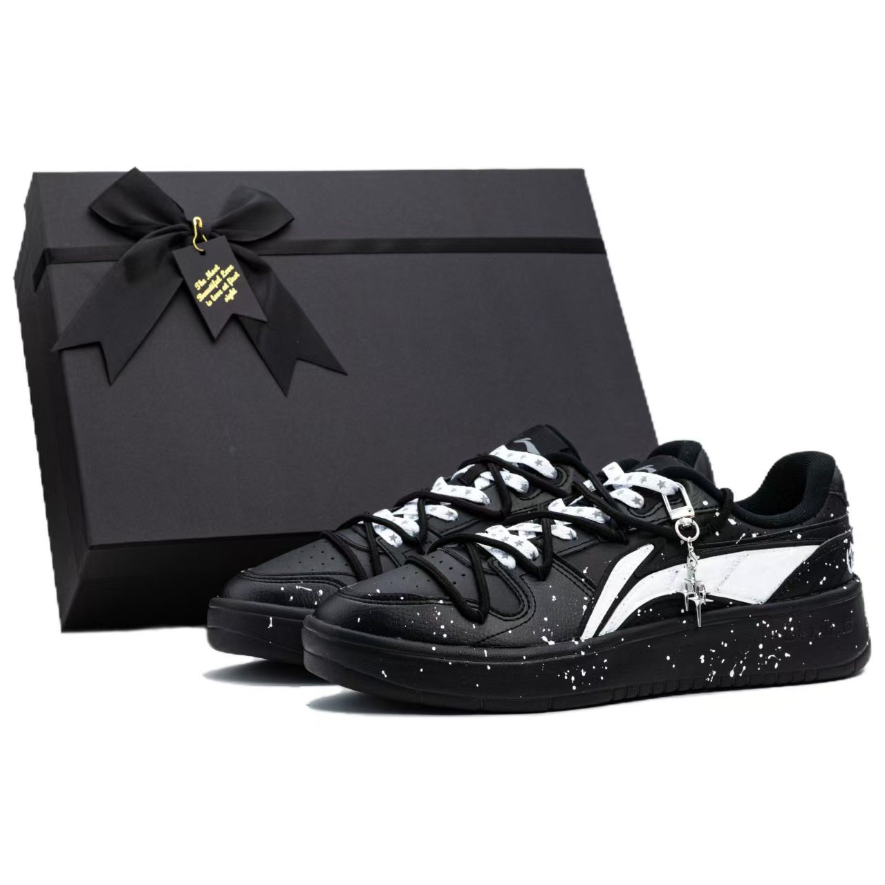 LINING Износостойкие низкие кроссовки для скейтбординга Coverage, увеличивающие рост, мужские, черные
LINING Износостойкие низкие кроссовки для скейтбординга Coverage, увеличивающие рост, мужские, черные